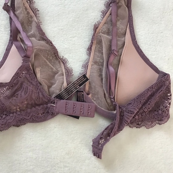 Victoria’s Secret Very Sexy Lace Plunge Bra Studded Trim 34C - Picture 12 of 13